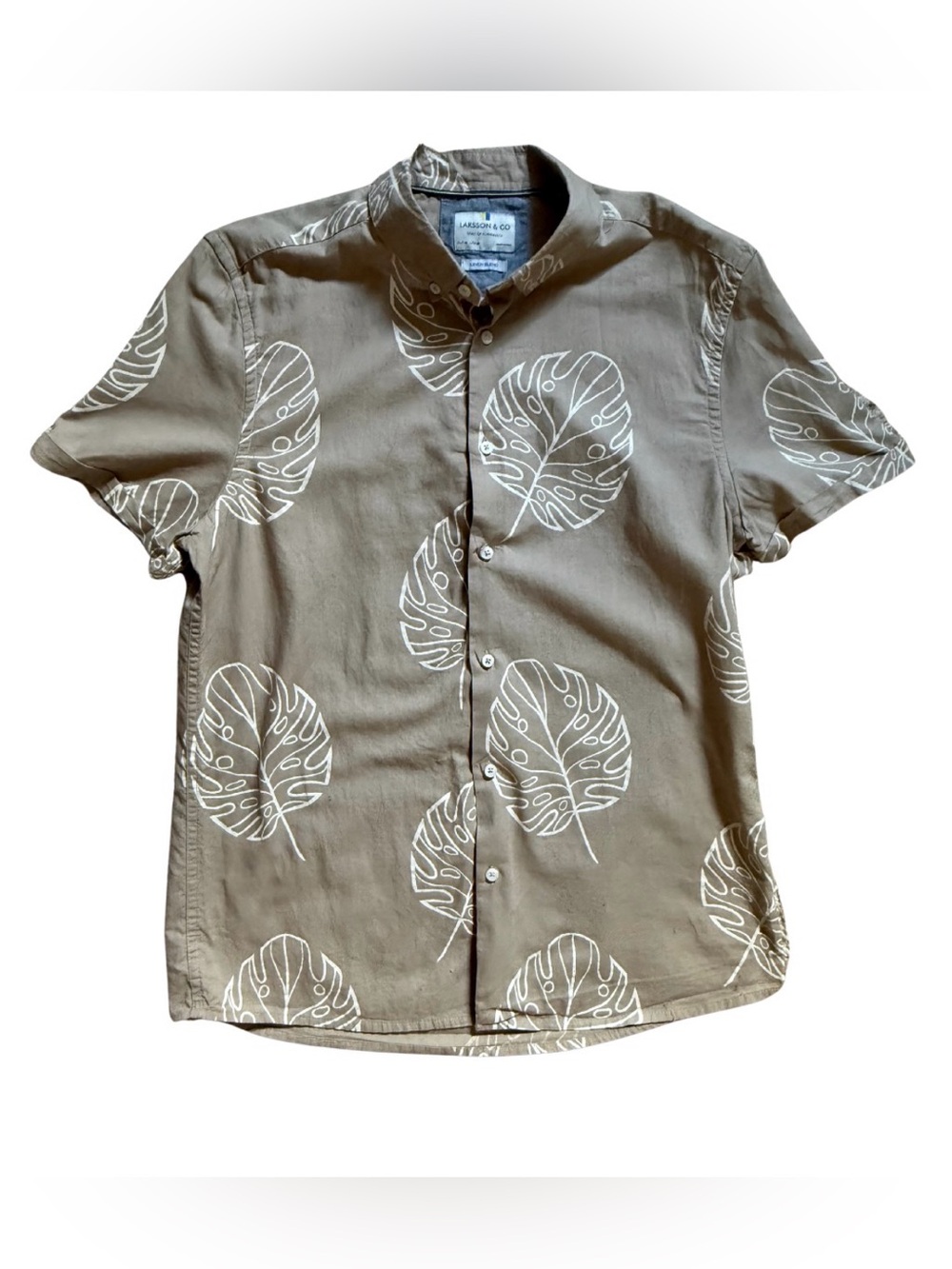 Larsson & Co Palm Leaf Linen Blend Button Down